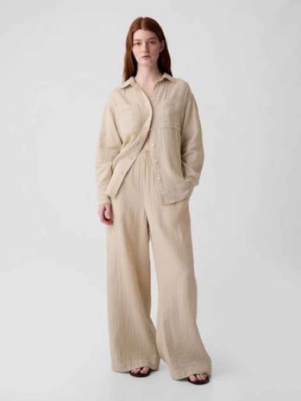 Gap Mid Rise Crinkle Gauze Wide-Leg Pants